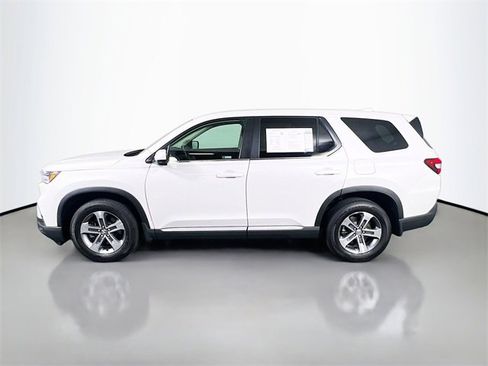 Certified 2023 Honda Pilot EX-L image 4