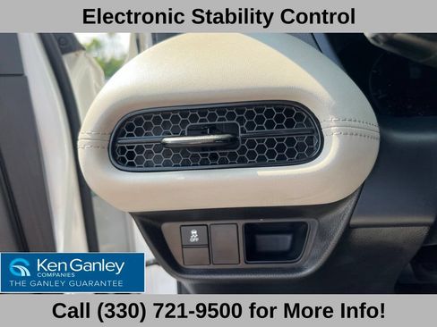 Used 2024 Honda HR-V LX image 29