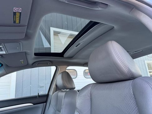 Used 2004 Acura TSX image 8