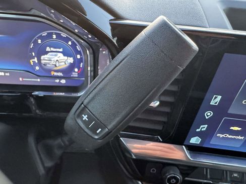 Used 2025 Chevrolet Silverado 1500 LT image 27