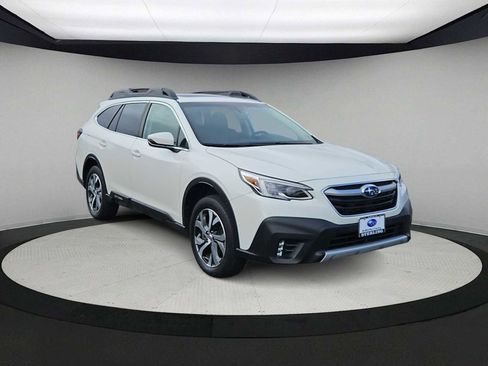 Certified 2022 Subaru Outback Limited image 2