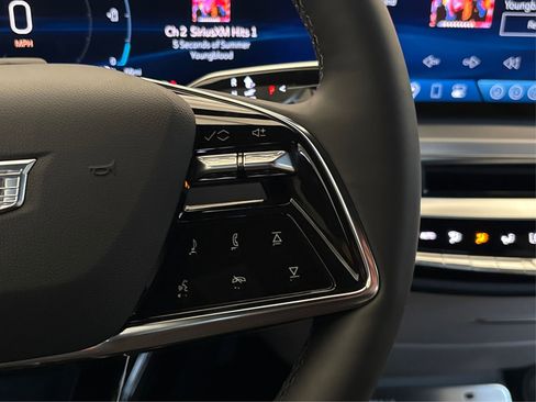 New 2026 Cadillac Lyriq Premium Luxury RWD image 28