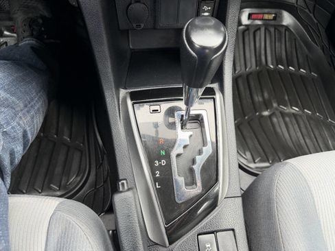 Used 2016 Toyota Corolla L FWD image 30