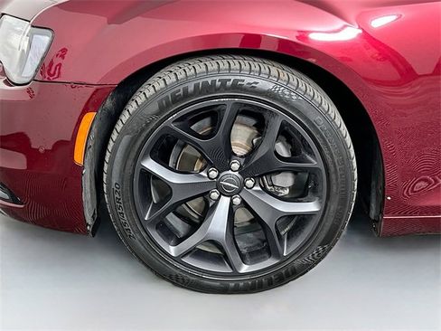 Used 2021 Chrysler 300 S image 10