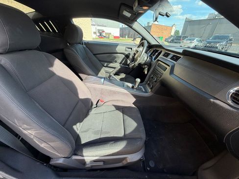 Used 2014 Ford Mustang Coupe w/ V6 Performance Package RWD image 11