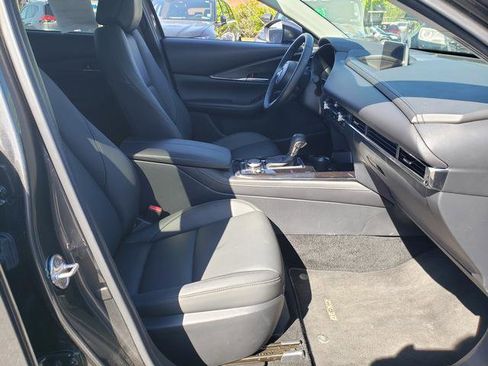Certified 2025 MAZDA CX-30 AWD 2.5 S w/ Preferred Package image 19