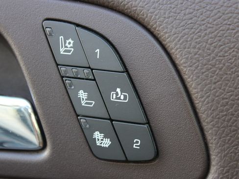 Used 2013 GMC Yukon Denali AWD/4WD image 17