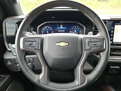 Used 2024 Chevrolet Silverado 1500 High Country AWD/4WD image 18