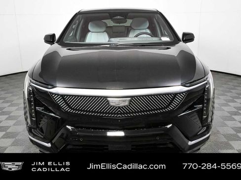 Used 2025 Cadillac Optiq Luxury 1 AWD/4WD image 35