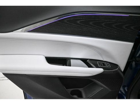 Certified 2024 Cadillac Lyriq Sport w/ LPO, Floor Liner Package AWD/4WD image 28