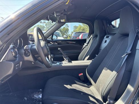 New 2026 MAZDA MX-5 Miata Club w/ Interior Package RWD image 11