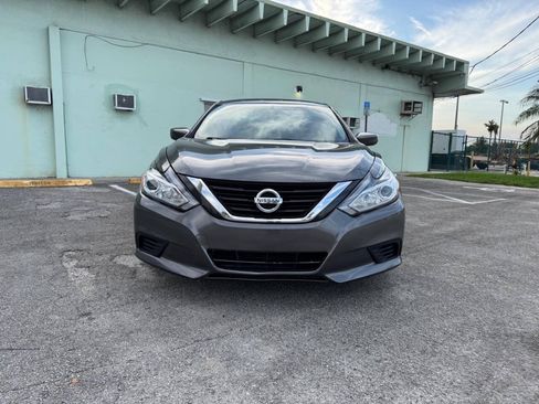 Used 2018 Nissan Altima 2.5 S w/ S Convenience Package FWD image 10