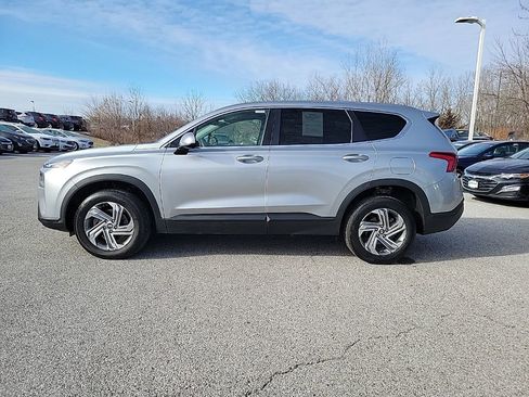 Used 2022 Hyundai Santa Fe SE image 4