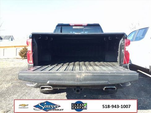 Used 2024 Chevrolet Silverado 1500 LT Trail Boss w/ LT Trail Boss Premium Package image 9