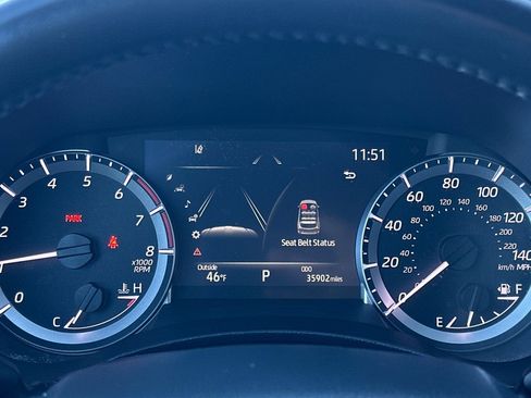 Used 2023 Toyota Highlander XLE FWD image 25