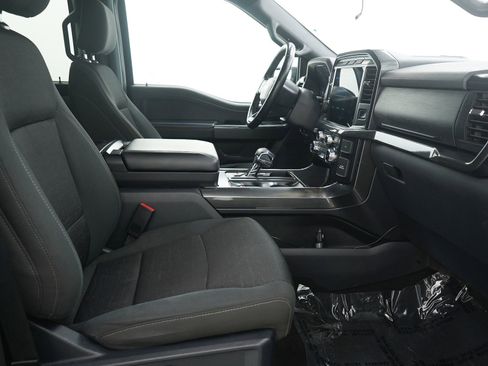 Used 2022 Ford F150 XLT w/ Equipment Group 302A High image 14