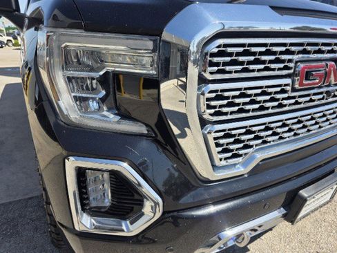 Used 2019 GMC Sierra 1500 Denali w/ Denali Ultimate Package image 15