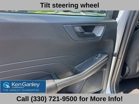 Used 2023 Ford Escape Active AWD/4WD image 47