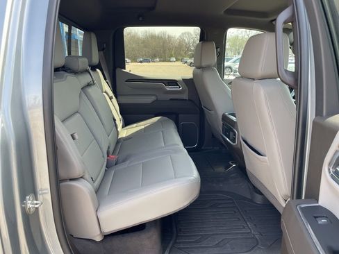 Used 2023 GMC Sierra 1500 SLT w/ SLT Premium Plus Package image 29