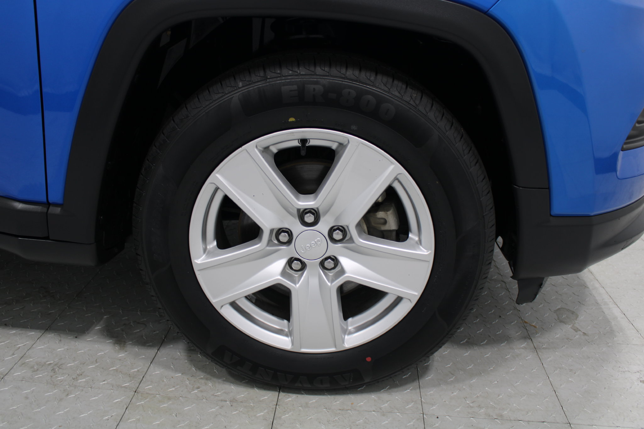 Used 2022 Jeep Compass Latitude w/ Sun and Sound Group FWD image 5