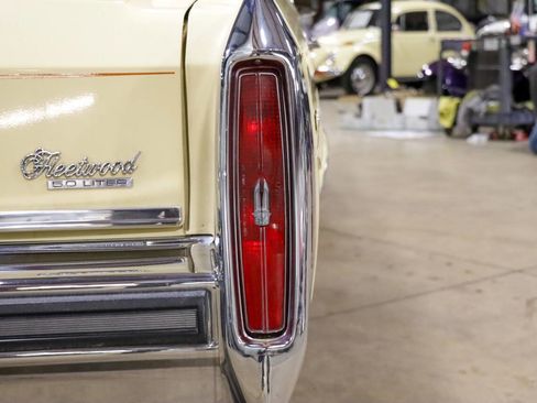 Used 1986 Cadillac Brougham Brougham image 35