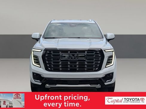 Used 2026 GMC Yukon Denali Ultimate AWD/4WD image 3