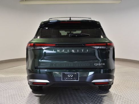 Certified 2026 INFINITI QX60 Luxe w/ Family Package AWD/4WD image 10
