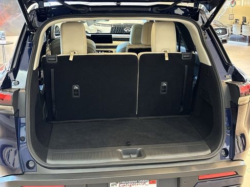 Certified 2025 INFINITI QX60 Pure image 23