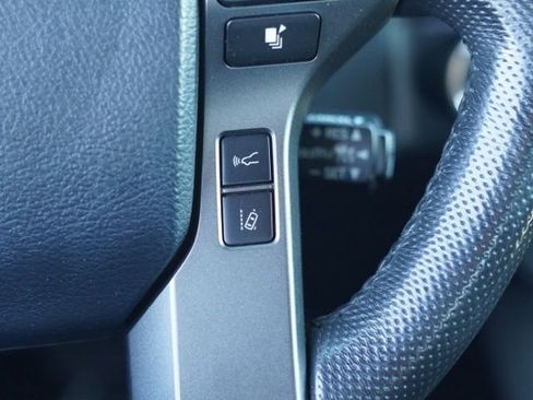 Used 2018 Toyota Tacoma TRD Sport w/ Technology Package image 27