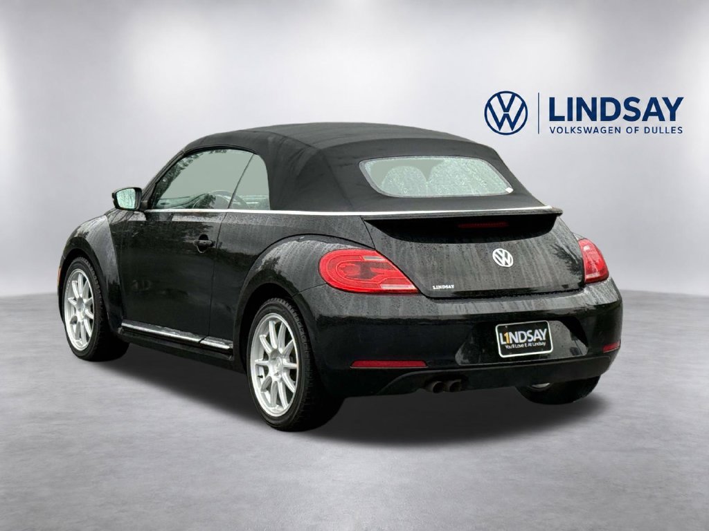 Used 2013 Volkswagen Beetle 2.5 FWD image 4
