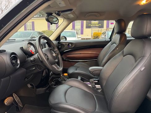 Used 2014 MINI Cooper Paceman S image 9