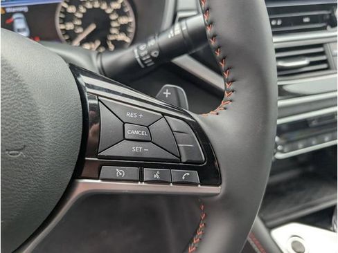 New 2025 Nissan Altima 2.5 SR w/ SR Premium Package image 20