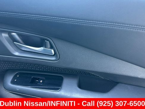 Used 2023 Nissan Ariya FWD image 22