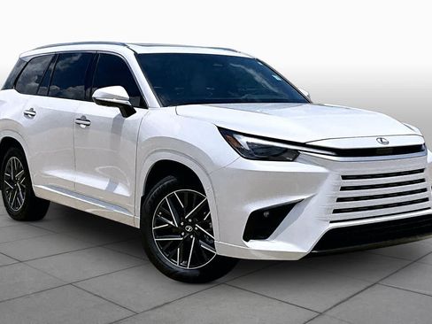 New 2026 Lexus TX 350 AWD image 2