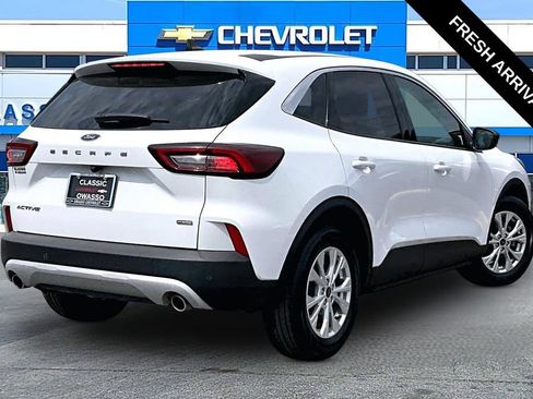 Used 2023 Ford Escape Active w/ Tech Pack #1 FWD image 19