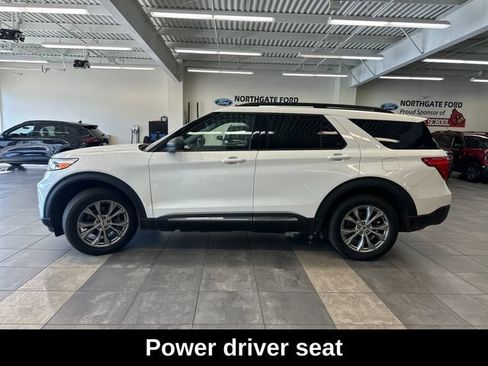 Used 2023 Ford Explorer XLT w/ Equipment Group 202A AWD/4WD image 14