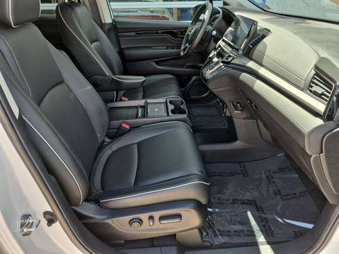 Used 2025 Honda Odyssey Touring image 33