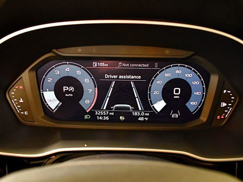 Used 2021 Audi Q3 2.0T Premium Plus w/ Premium Plus Package image 24