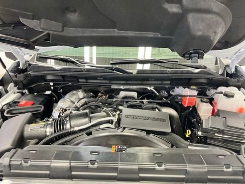 New 2025 GMC Sierra 3500 SLT image 21