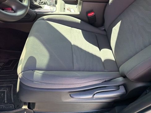 Used 2024 Nissan Frontier S image 7