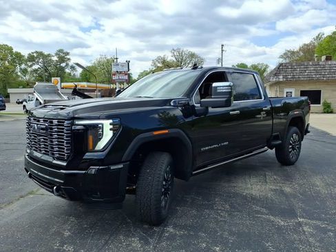 New 2026 GMC Sierra 2500 Denali Ultimate AWD/4WD image 13