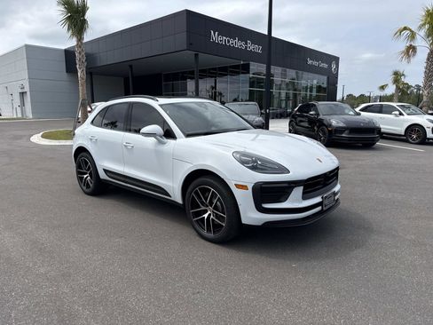 Used 2023 Porsche Macan Turbo AWD/4WD image 1