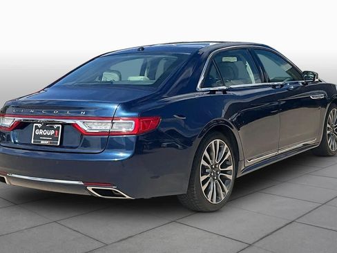 Used 2017 Lincoln Continental Select w/ Climate Package FWD image 12