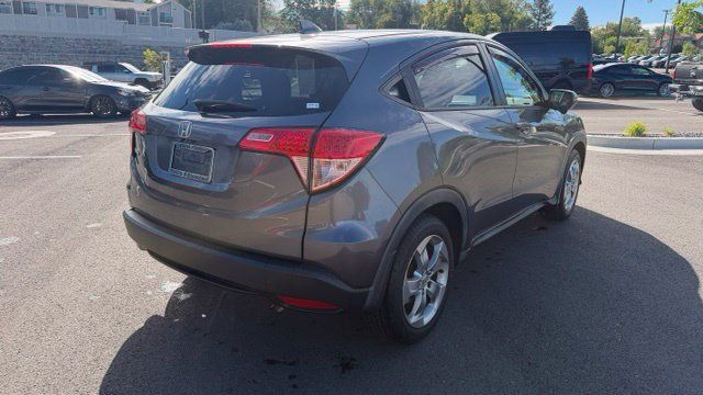 Used 2017 Honda HR-V EX image 5