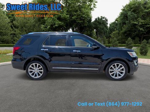 Used 2016 Ford Explorer Limited w/ Equipment Group 301A FWD image 9