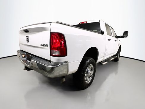Used 2016 RAM 2500 Tradesman w/ Chrome Appearance Group AWD/4WD image 4