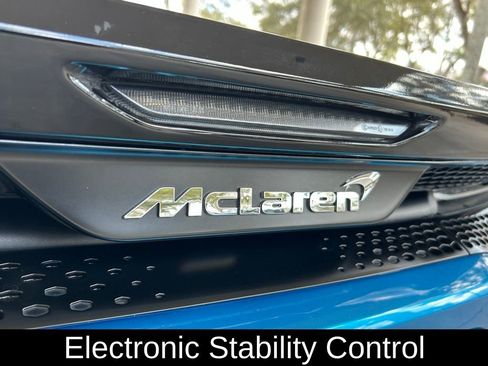 Used 2022 McLaren GT image 30
