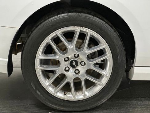 Used 2014 Ford Mustang GT Premium RWD image 24