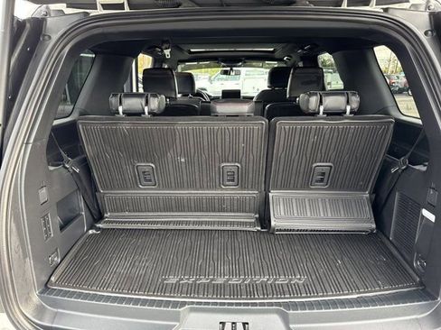 Used 2024 Ford Expedition Limited image 13