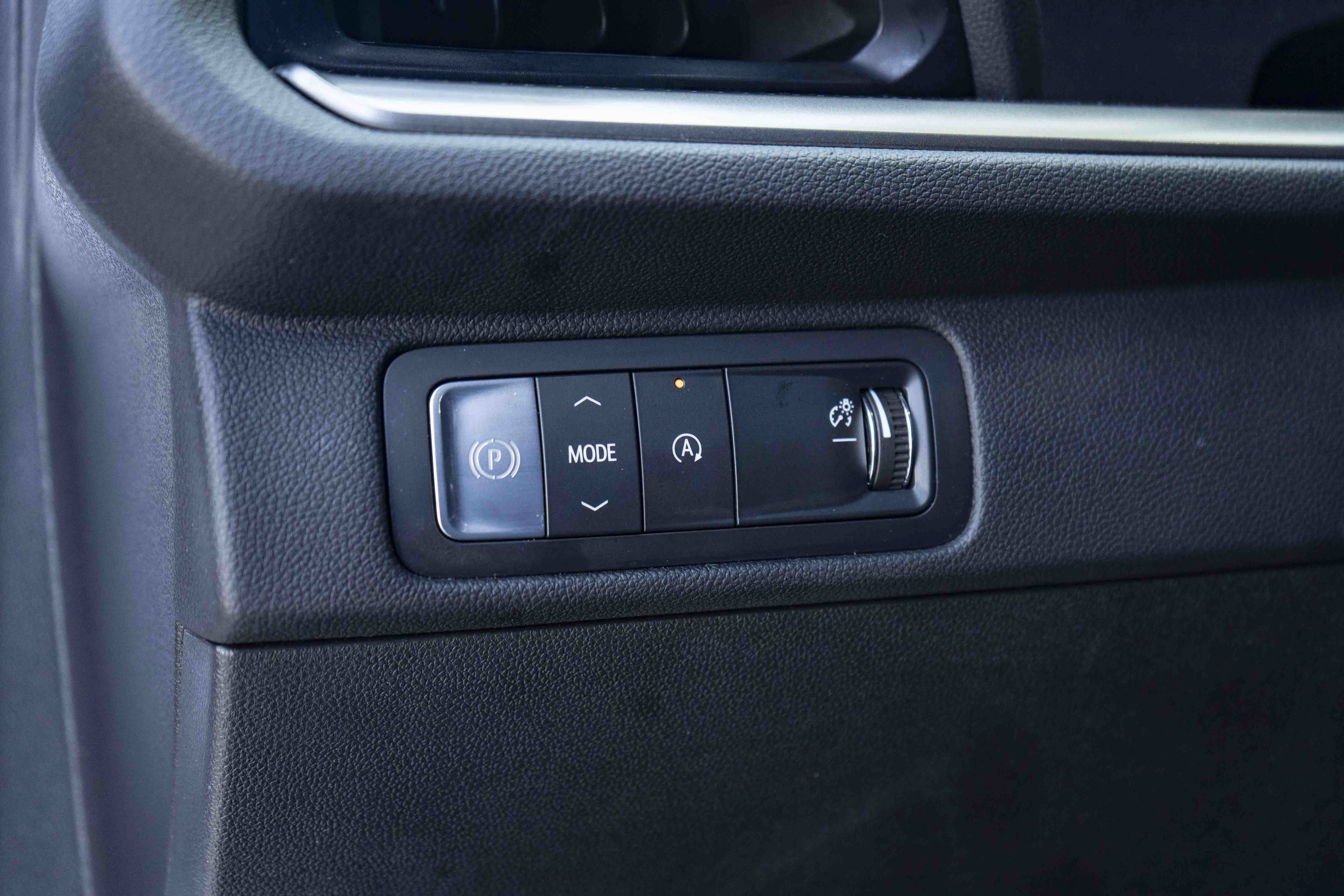Used 2026 Chevrolet Traverse LT w/ Driver Confidence Package FWD image 37